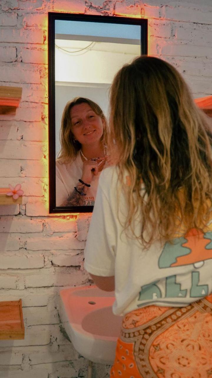 Indonesia Backpacker Hostels Kuta  Dış mekan fotoğraf